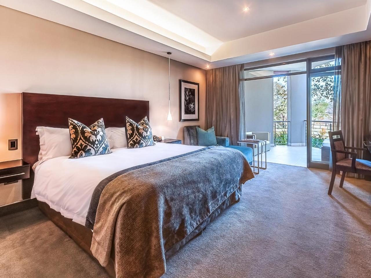 The Fairway Hotel, Spa & Golf Resort Randburg Exterior foto